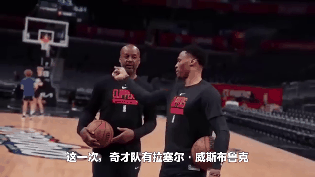 包含猛龙惨遭人逆转，西亚卡姆无奈独步悲伤之路的词条